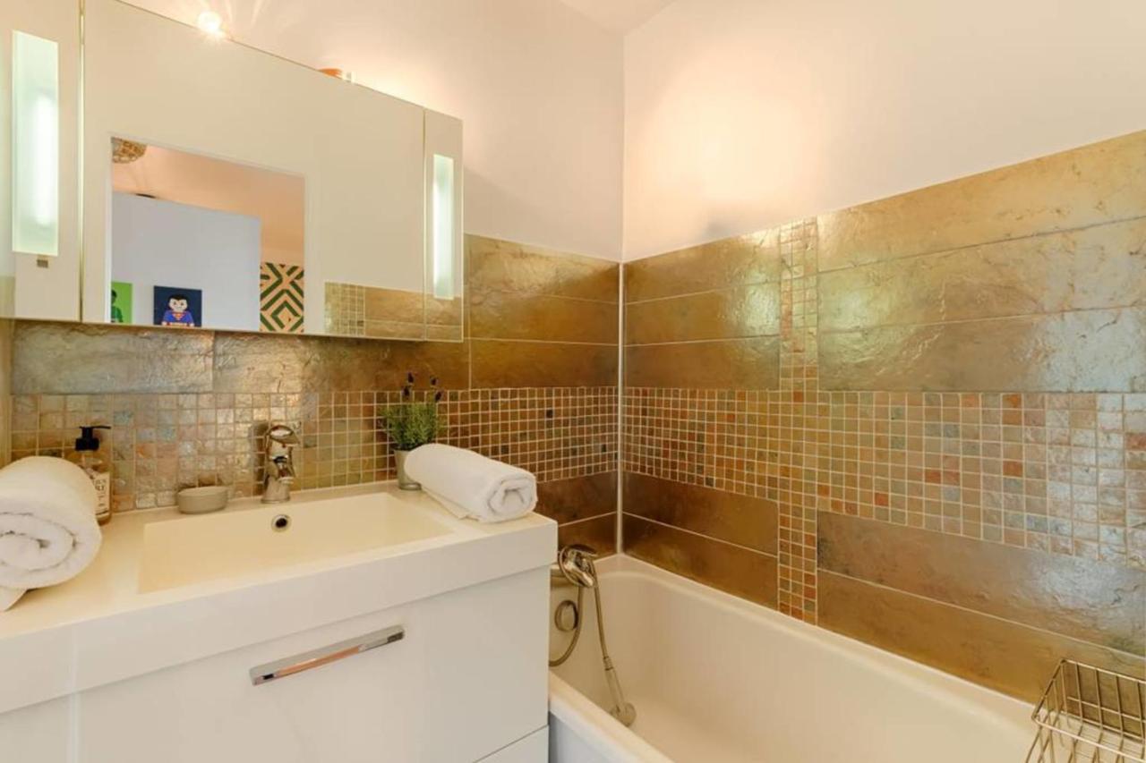 Splendide Sur Le Cours Estienne D'orves Apartment Marseilles